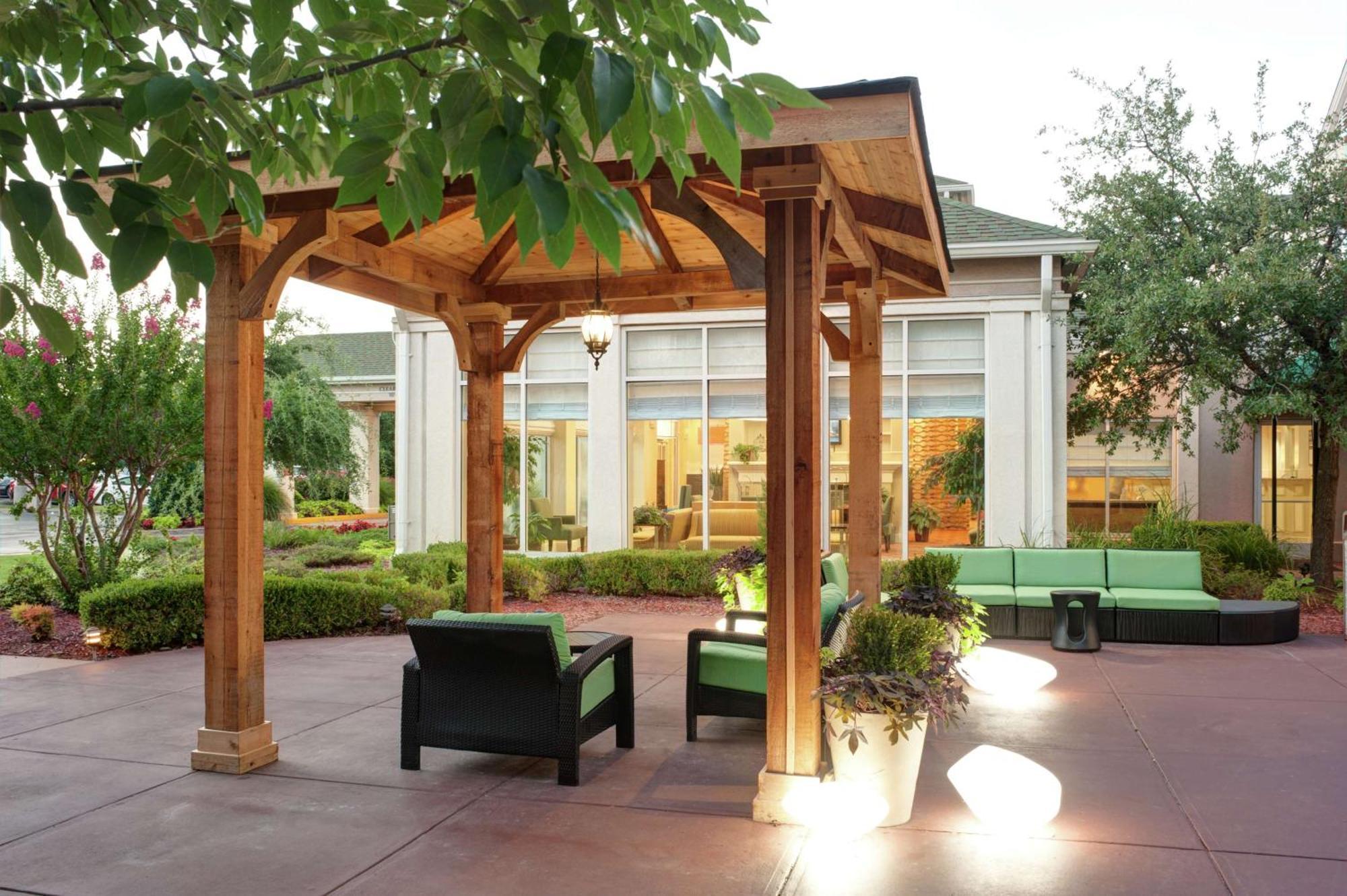 Hotel Hilton Garden Airport 3*