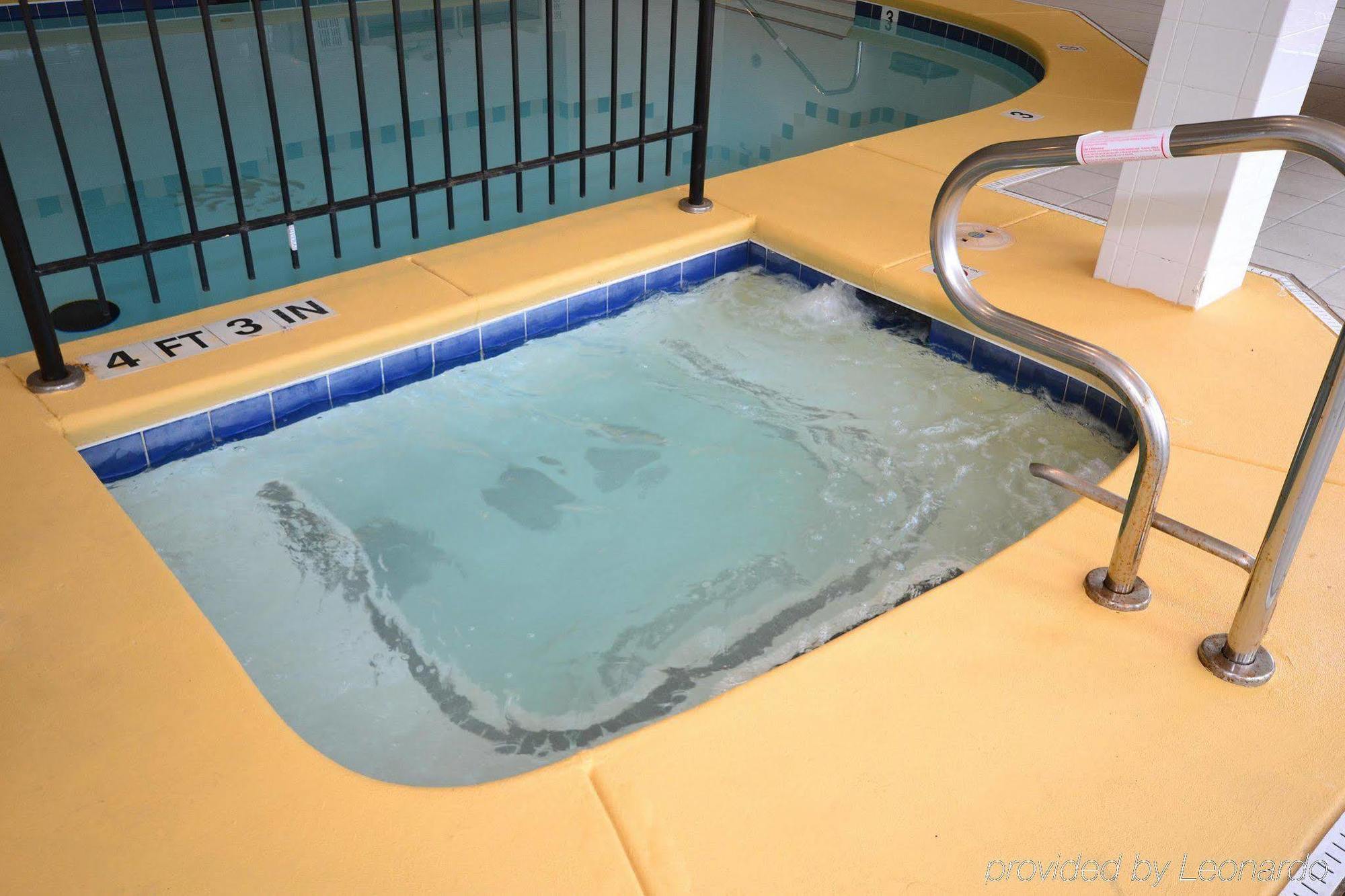 Hotel Hilton Garden Airport 3*